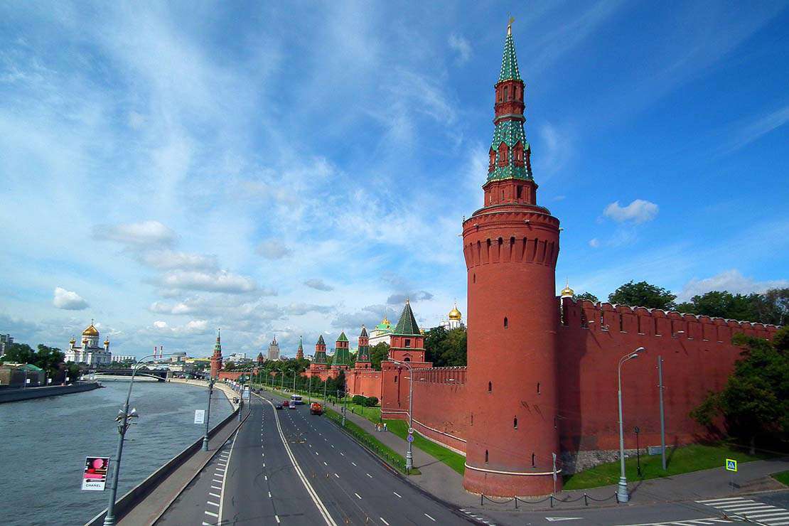 Московский кремль башни. Беклемишевская (Москворецкая) башня. Беклемишевская башня Кремля Москвы. Москворецкая башня Кремля. Водовзводная башня Московского Кремля.