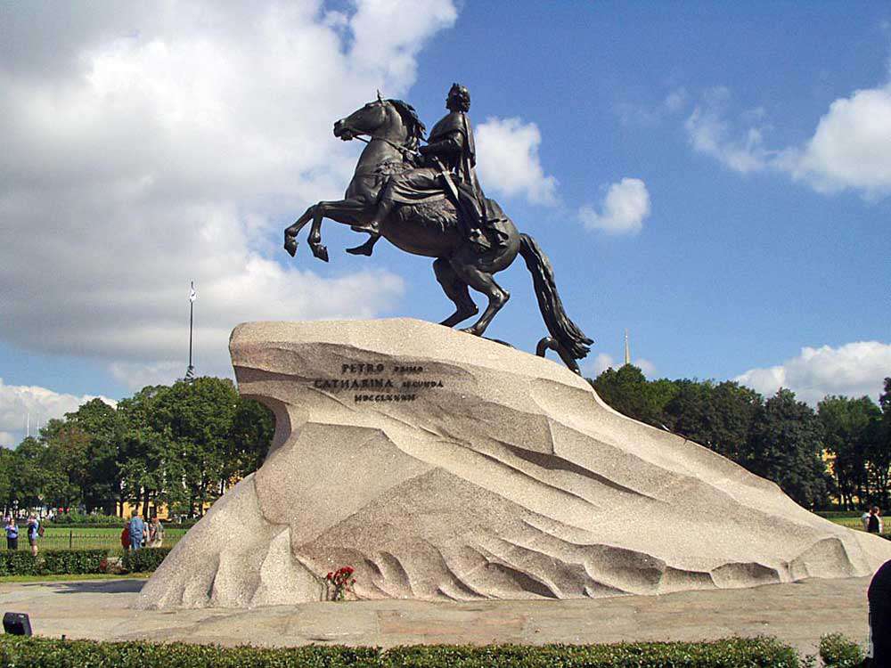 Памятники русских скульпторов