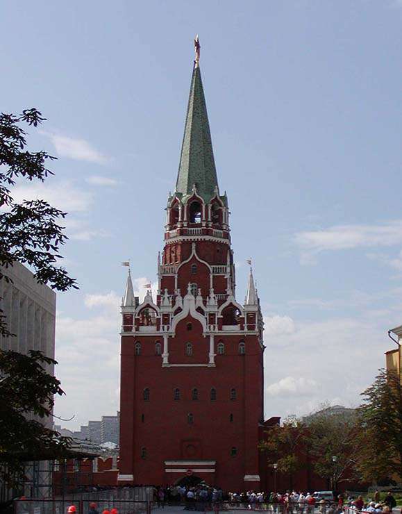 Троицкая башня