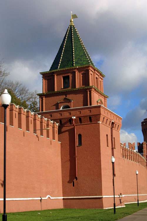 Петровская (Угрешская) башня