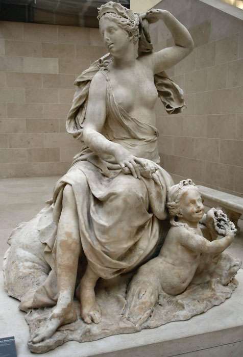 Амфитрита — владычица морей, супруга Посейдона. 
